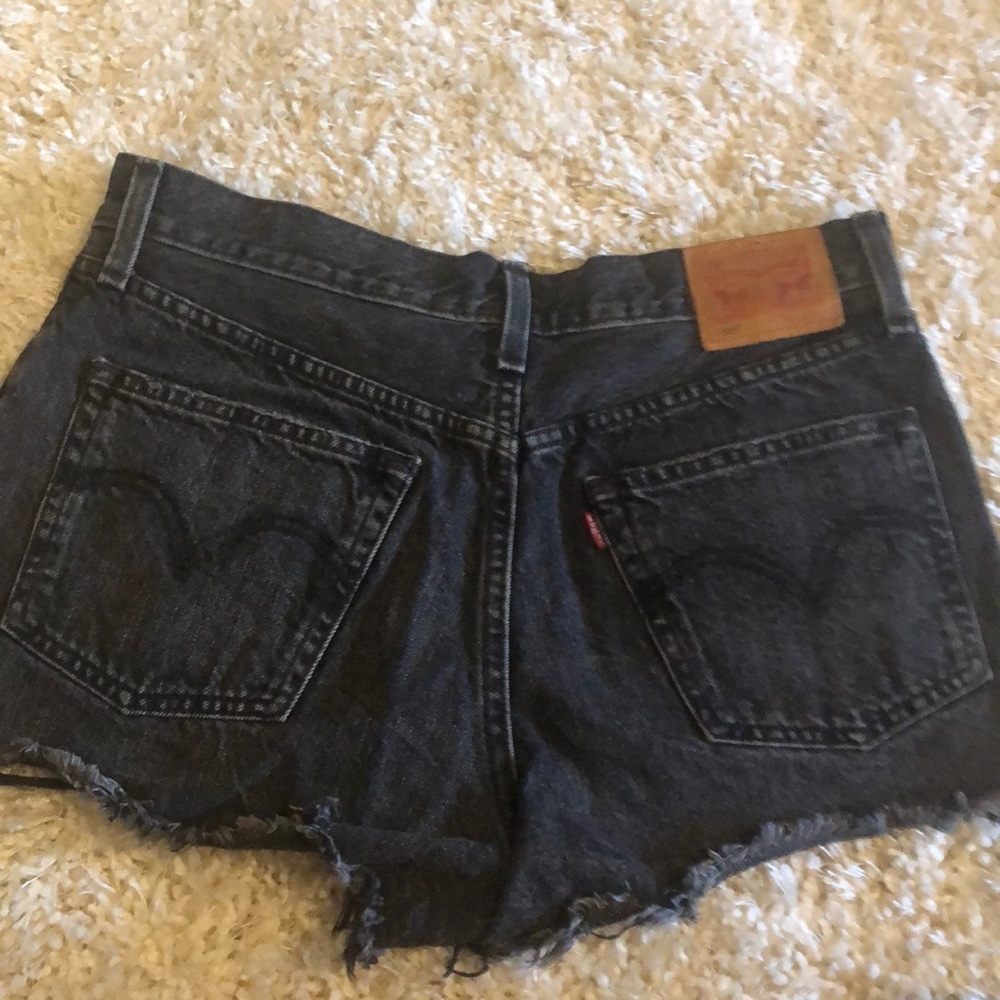 Shorts - Picture 2 of 3